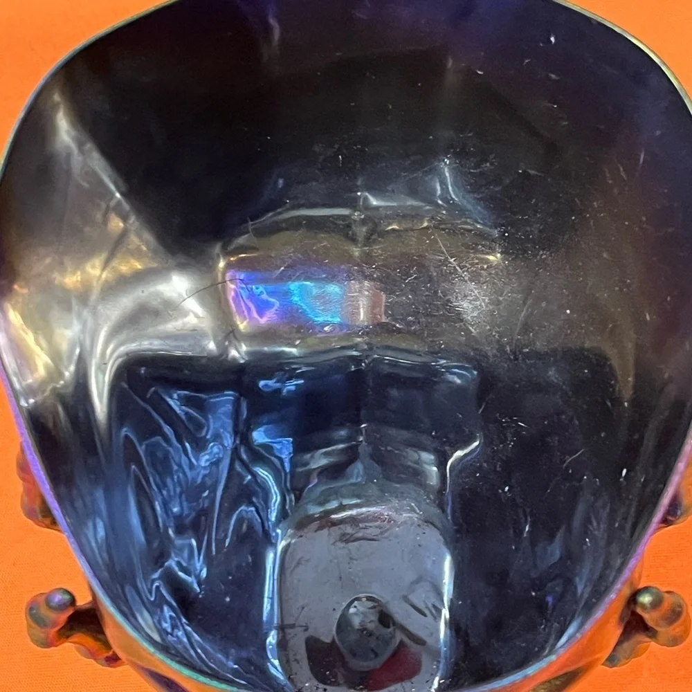 6/$25 Iridescent Skull Candy bowl - Picture 4 of 10